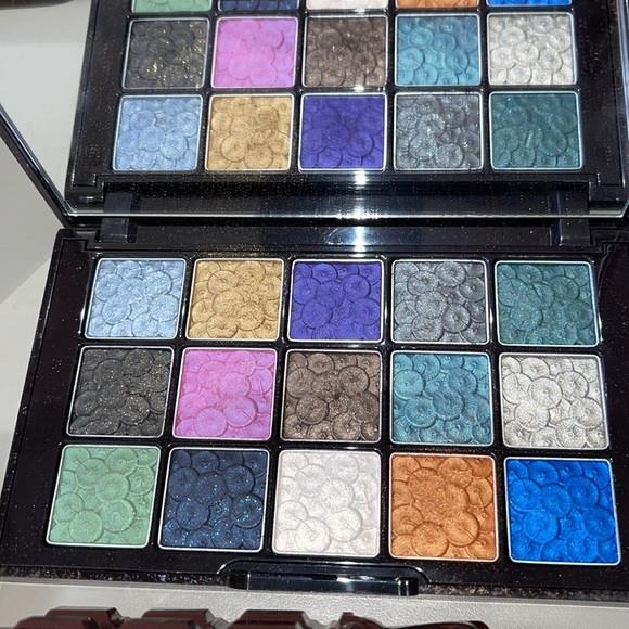 Eyeshadow bundle - Picture 4 of 10